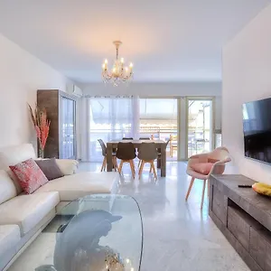 Appartement Le Sun-beach - Spacieux 3 Pieces Avec Parking A 400 M Des Plages De, Juan-les-Pins