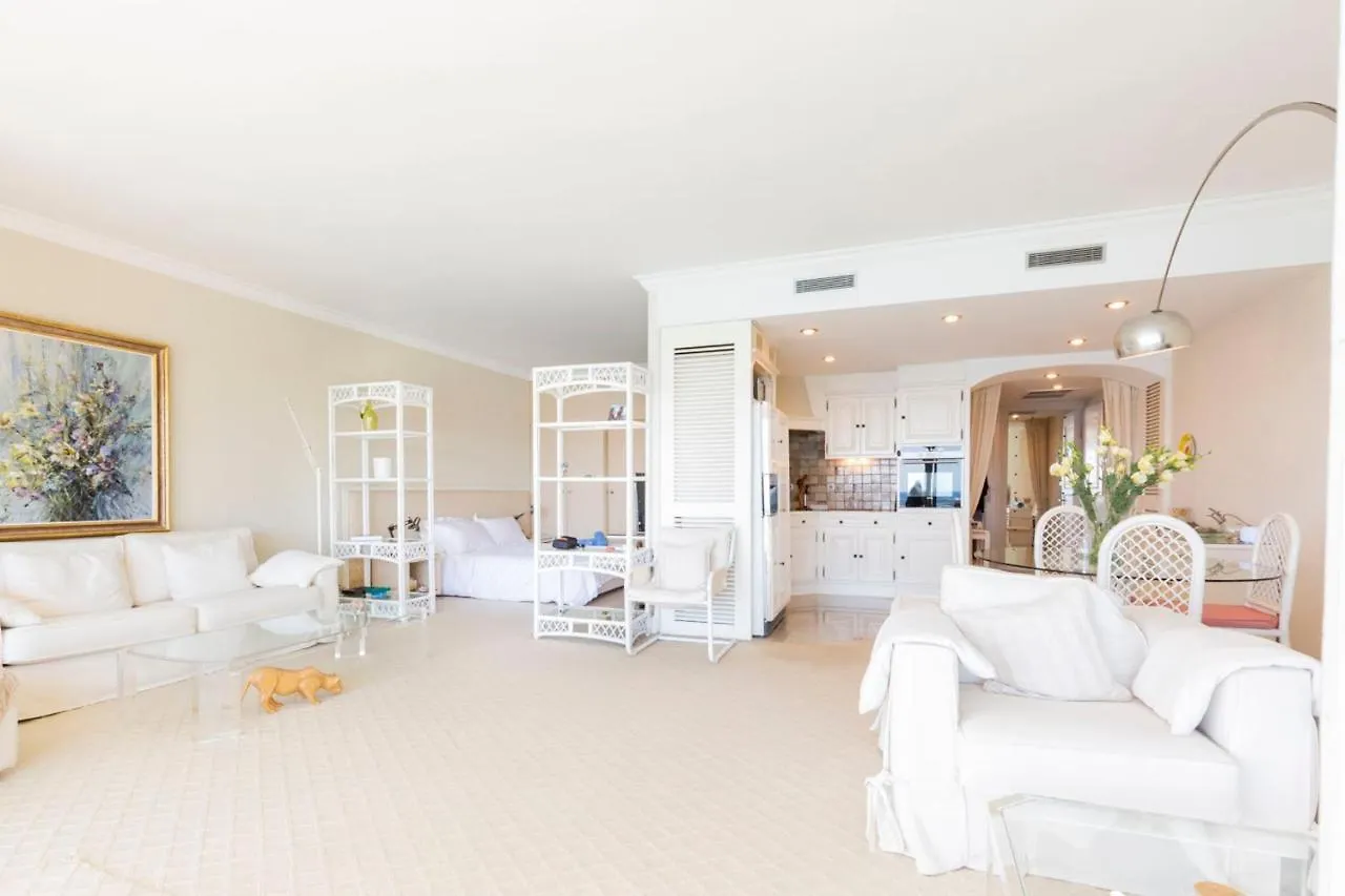 Eden Beach Juan-les-Pins 0*,
